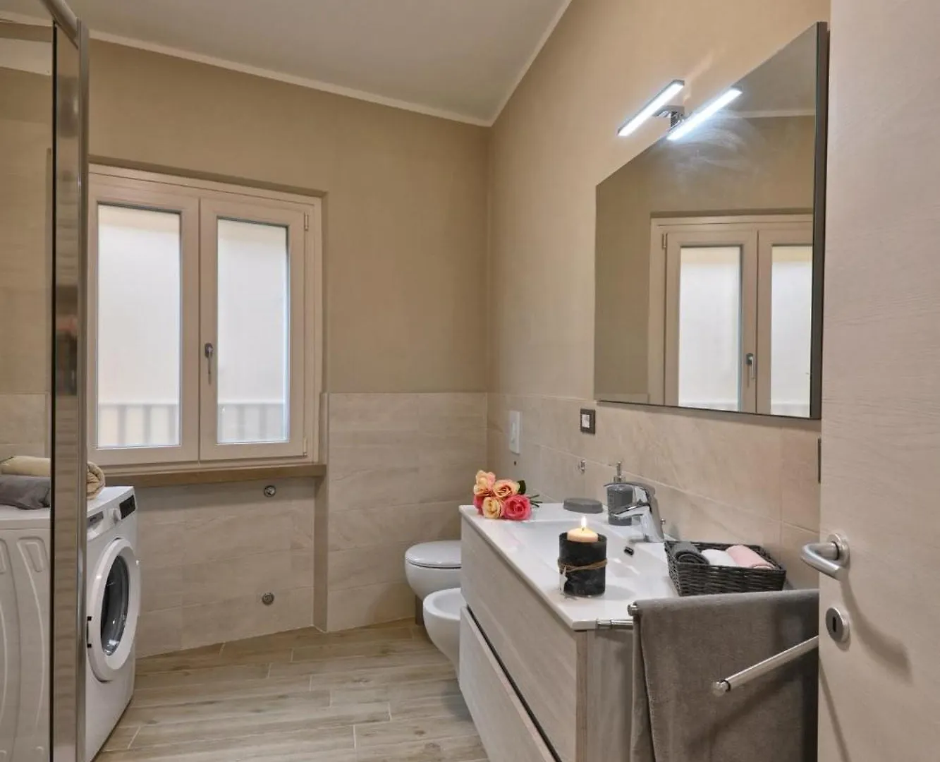 Appartamento Stella - Theater Home Olzano Apartament